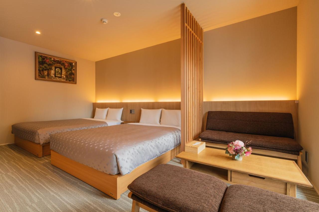 Grand Base Fukuoka Tenjin ภายนอก รูปภาพ